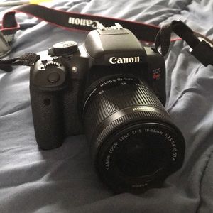 Canon Rebel T6i